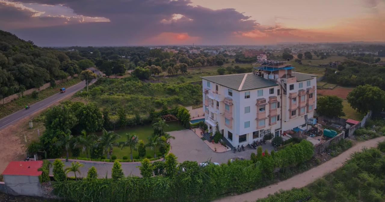Welcomheritage Mount Valley Resort Ranthambore Sawai Madhopur Bagian luar foto